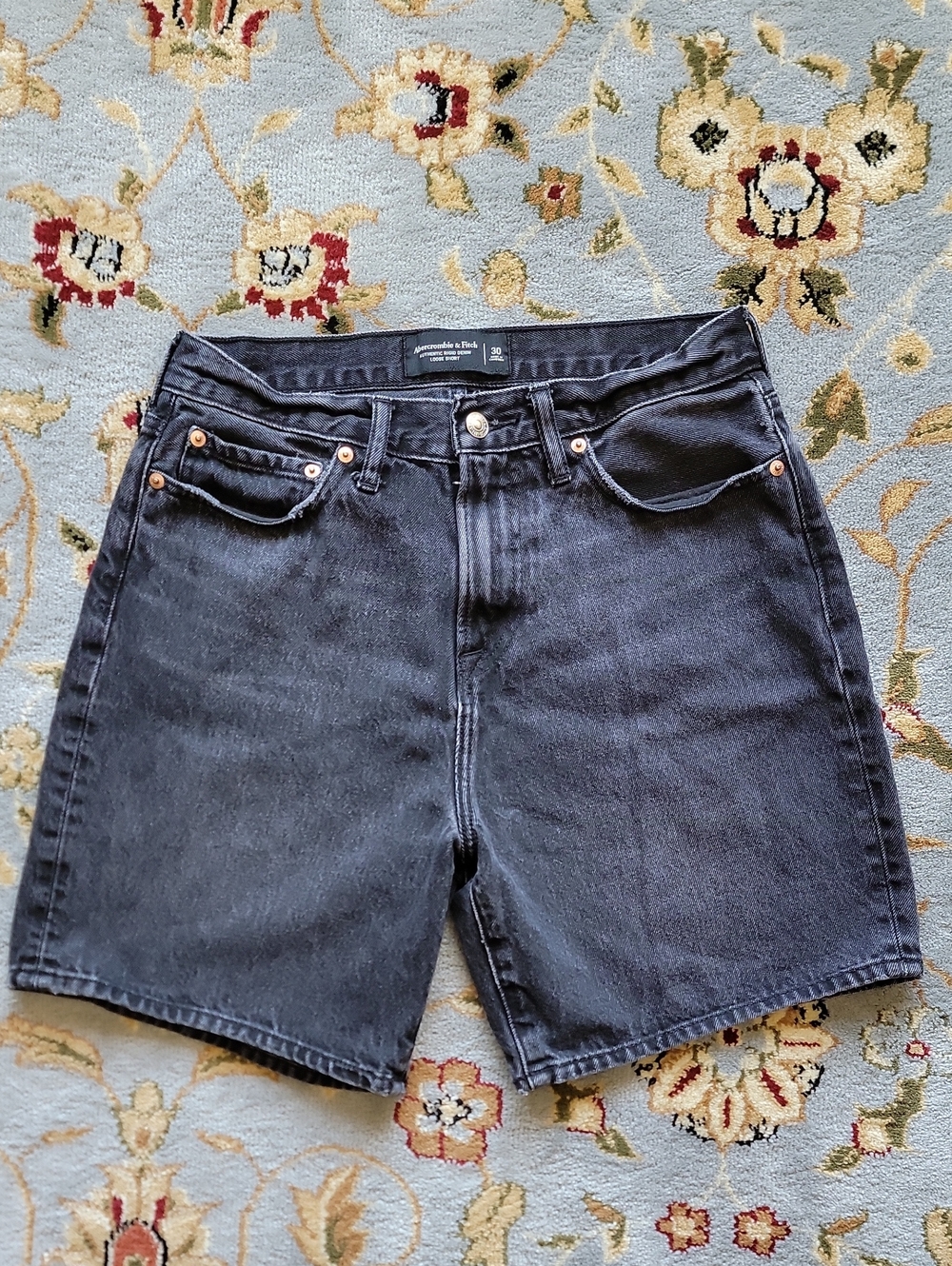 Abercrombie & Fitch Black Men's Denim Shorts Size 30